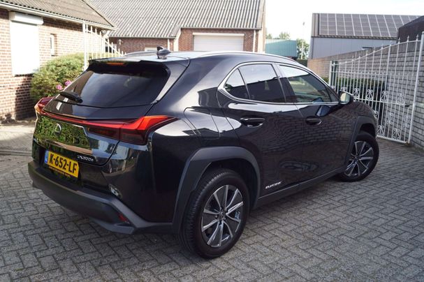 Lexus UX 300e 150 kW image number 41