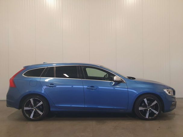 Volvo V60 T4 140 kW image number 12