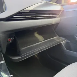 Car image 39