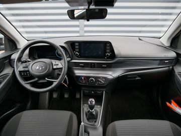 Car image 25