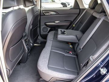 Car image 24