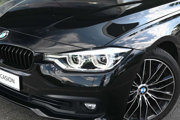 BMW 320i Touring 135 kW image number 27