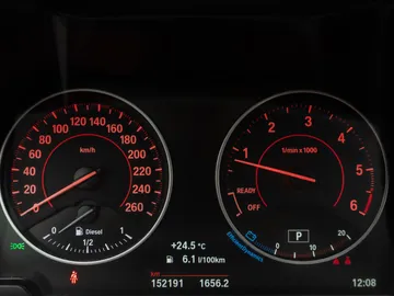 Car image 36