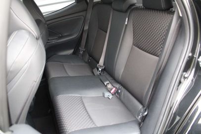 Car image 31