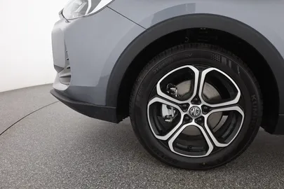 Car image 29