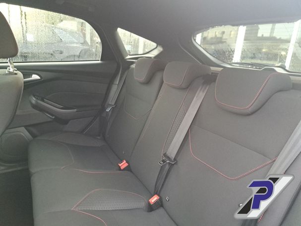 Ford Focus 103 kW image number 22