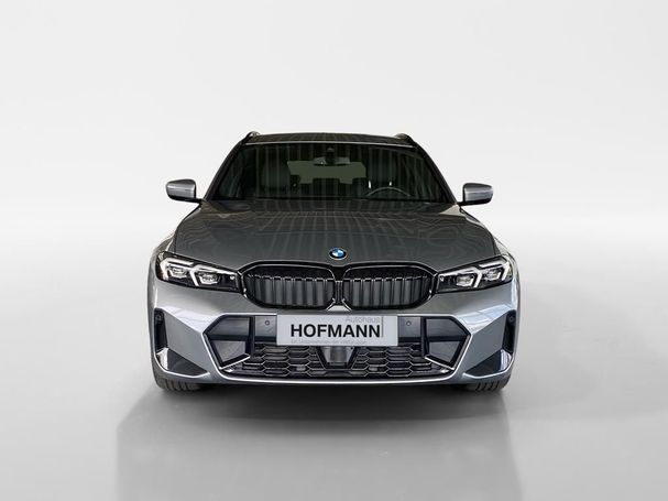 BMW 330i Touring 180 kW image number 2