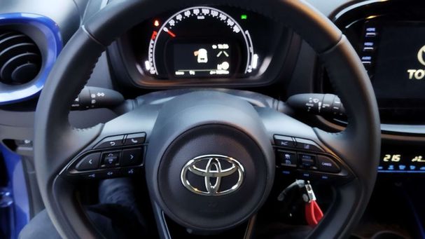 Toyota Aygo 53 kW image number 13