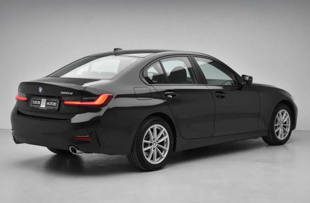 BMW 320d xDrive 140 kW image number 4