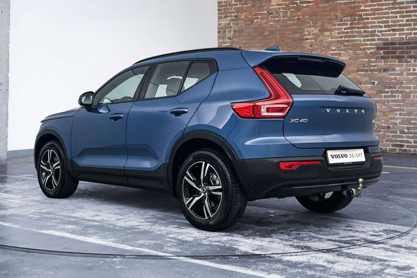 Volvo XC40 B4 Plus Dark 145 kW image number 8