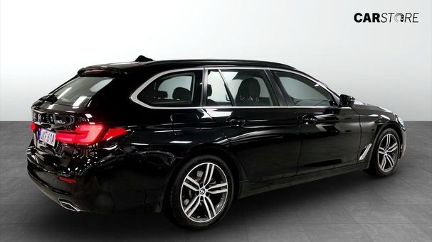 BMW 530i Touring xDrive 185 kW image number 2