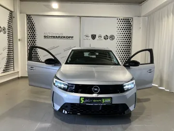 Car image 27