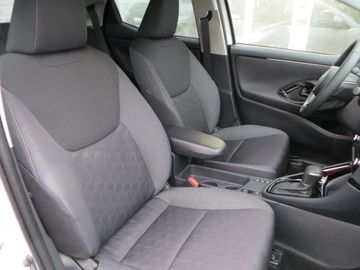 Car image 10