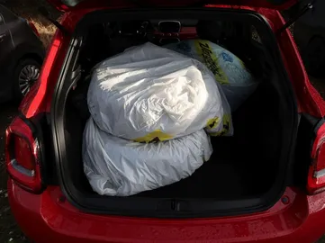 Car image 29