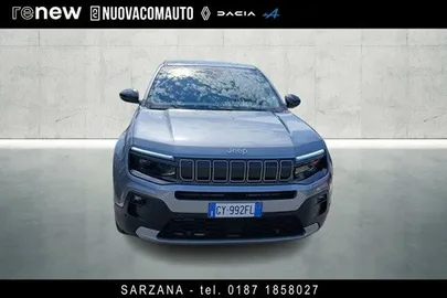 Car image 2