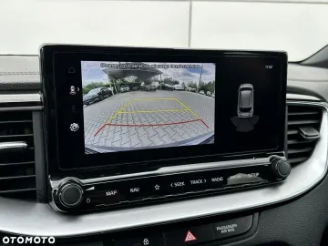 Car image 33