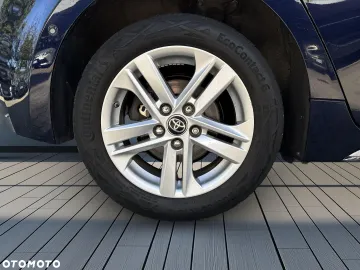 Car image 35