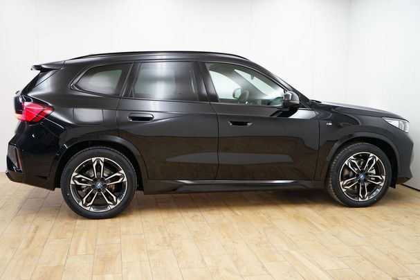 BMW iX1 xDrive30 225 kW image number 8