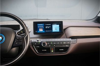 Car image 38