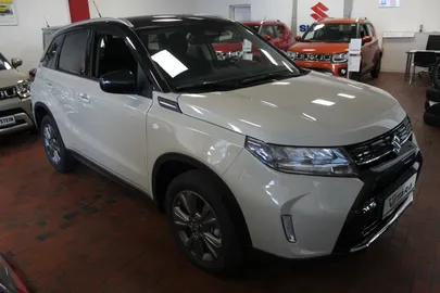 Car image 2