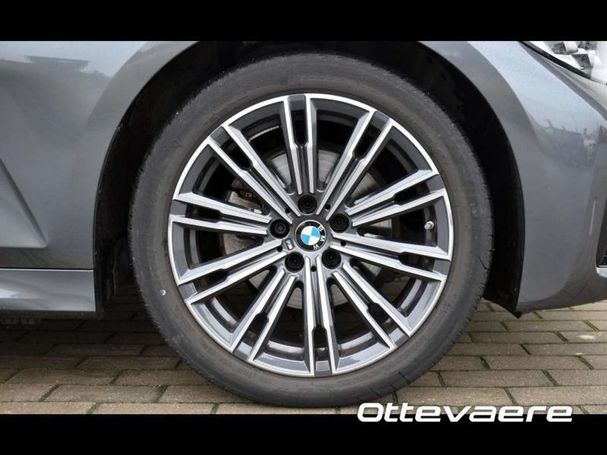 BMW 320i M Sport xDrive 135 kW image number 5