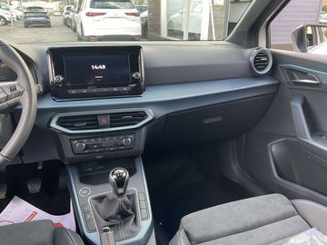 Car image 23