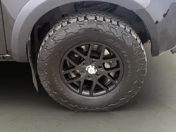 Car image 33