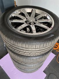 Car image 32