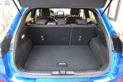 Car image 43