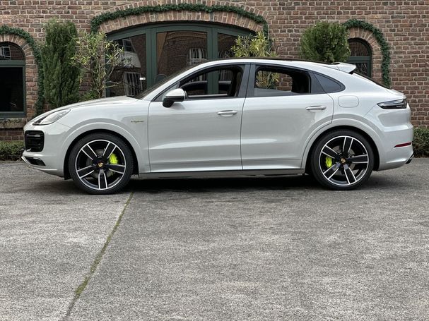 Porsche Cayenne Coupé E-Hybrid 340 kW image number 2