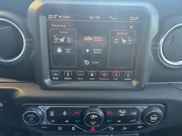 Jeep Wrangler Unlimited 2.2 Sahara 147 kW image number 4