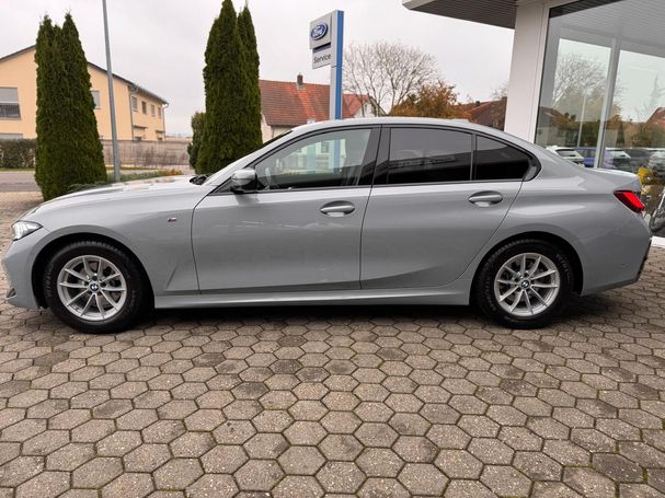 BMW 320i 135 kW image number 5