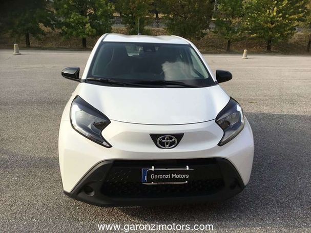 Toyota Aygo X 1.0 VVT-i 53 kW image number 3