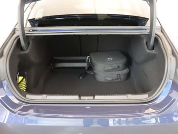 Car image 37