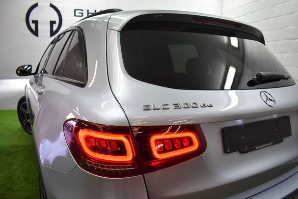 Mercedes-Benz GLC 300 de 4Matic 225 kW image number 6