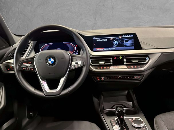 BMW 118i 100 kW image number 8