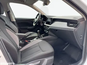 Car image 31