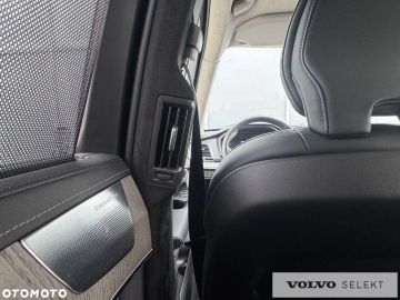 Car image 40