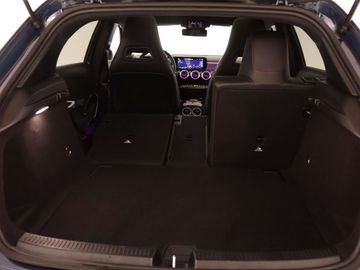 Car image 37