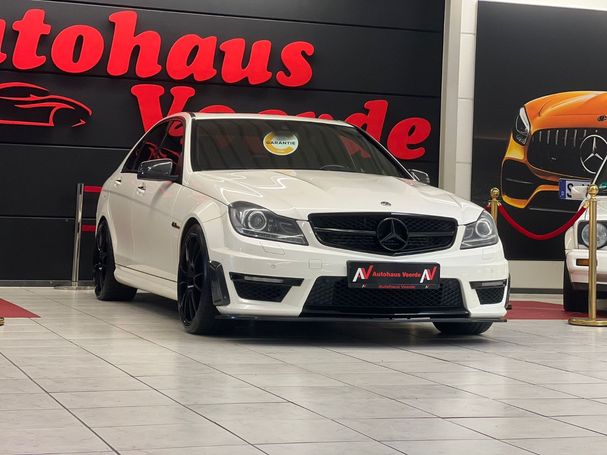 Mercedes-Benz C 63 AMG C 378 kW image number 2