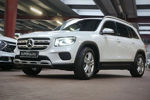 Mercedes-Benz GLB 200 120 kW image number 1