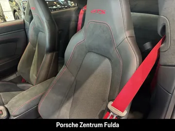 Car image 35