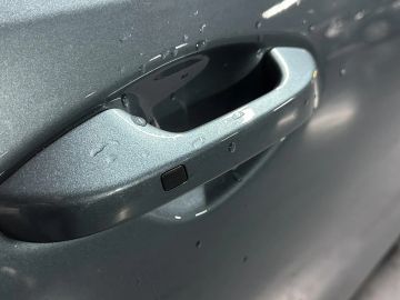 Car image 29