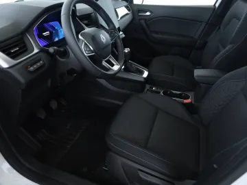 Car image 24
