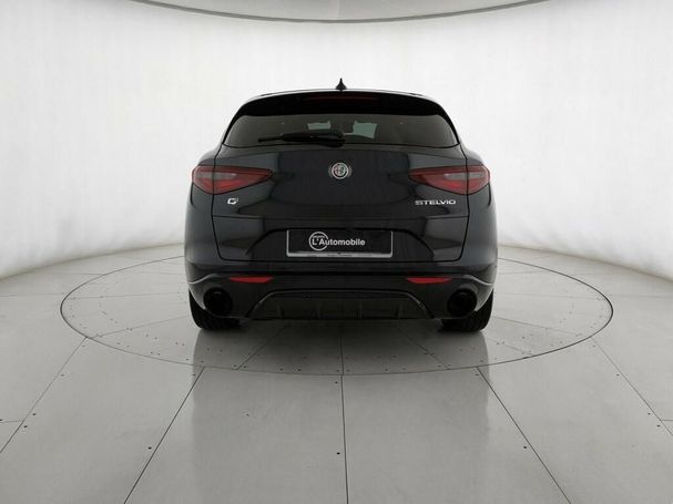 Alfa Romeo Stelvio 2.2 AT8 Q4 154 kW image number 4