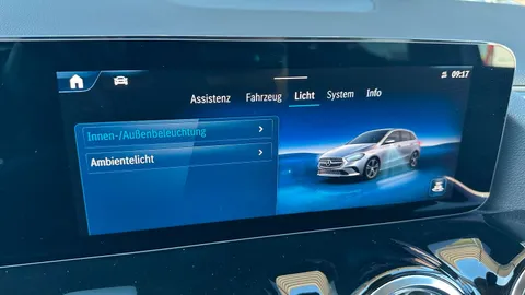 Car image 36