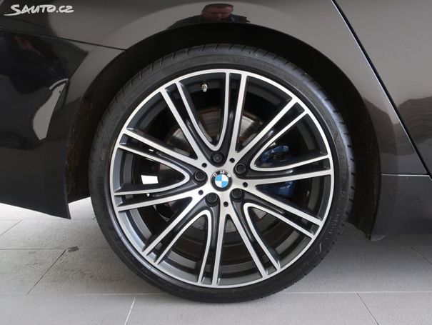 BMW 550d Touring xDrive 294 kW image number 20