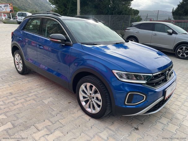 Volkswagen T-Roc 1.0 TSI T-Roc 81 kW image number 2