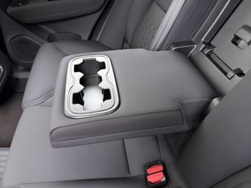 Car image 41