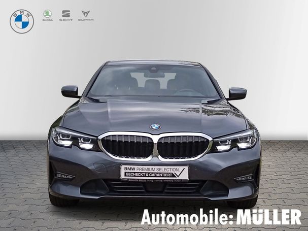 BMW 330i 190 kW image number 2